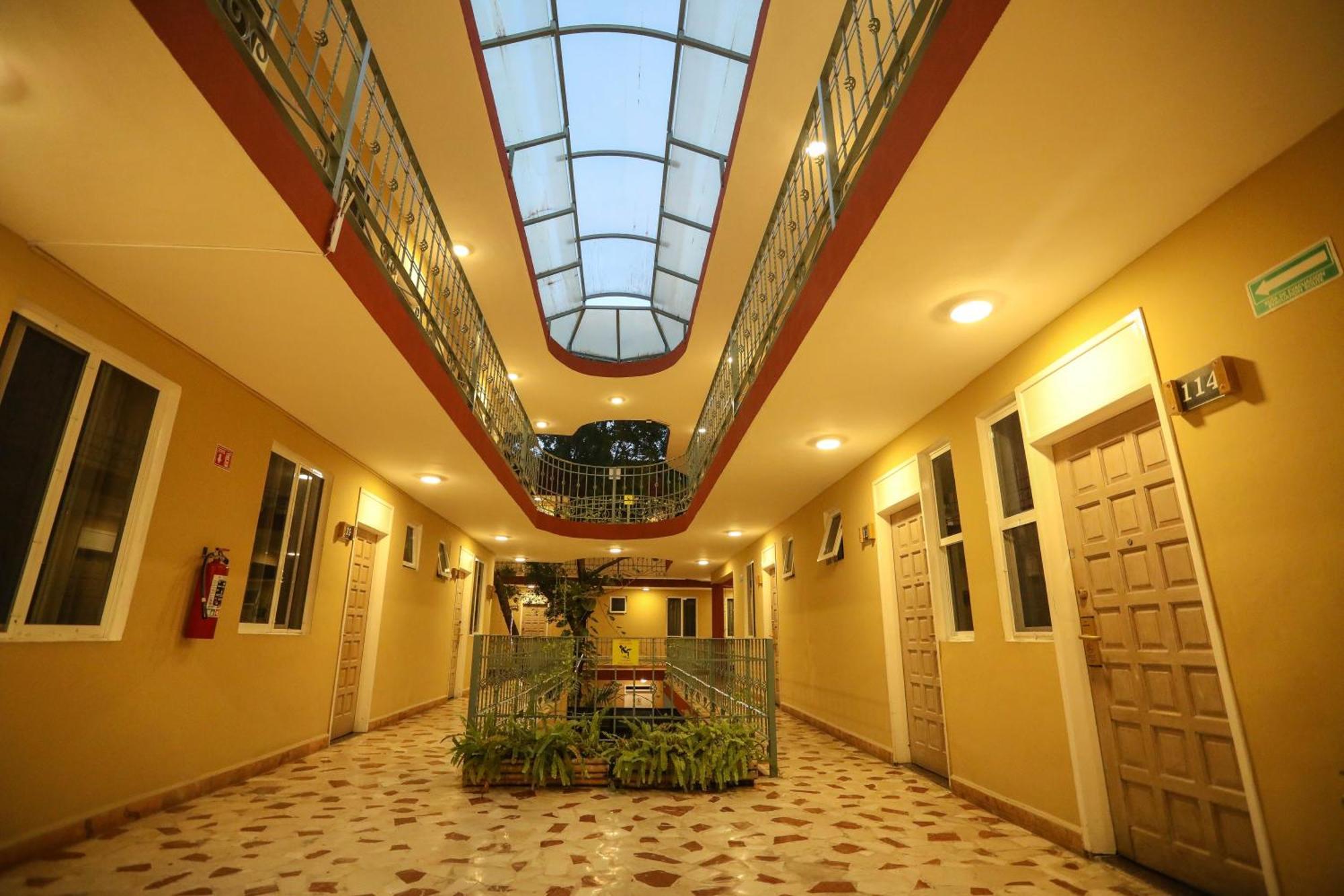 Hotel Santa Maria Cancun Exterior photo